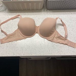 B. Tempted Size 32DDD pink/nude bra